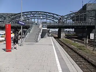 Bahnsteige des Bahnhofs München Hackerbrücke