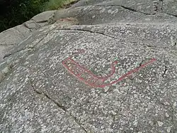 Schiff mit Mast am Bug