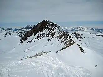 Blick über den Südostgrat zum Gipfel