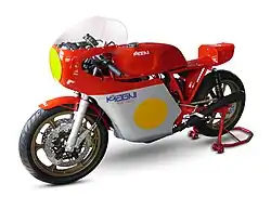 Eine Maschine auf MV-Agusta-Basis, aus der Serie „Filo Rosso“ (roter Faden)