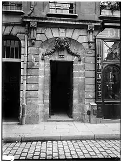 Haustür des Château-Frileux.