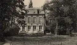 Ehemaliges Wohnhaus von George Sand und dem Kupferstechers Alexandre Manceau. George Sand bezog das Anwesen 1864 und verkaufte es 1869.