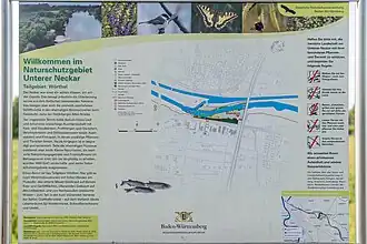 Hinweisschild am Wegesrand