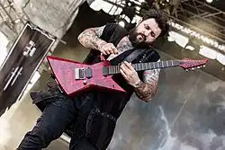 Gitarrist Dorian “Dodo” Pavlović