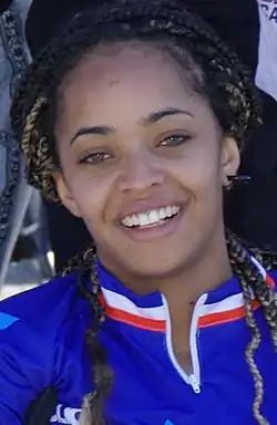 Manon Valentino (2014)