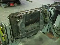 Marcottyfeuertür, teilweise demontiert, während der Aufarbeitung