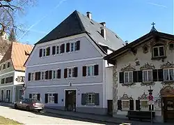 Marktplatz 10, Neubeuern (Pfarrhof)