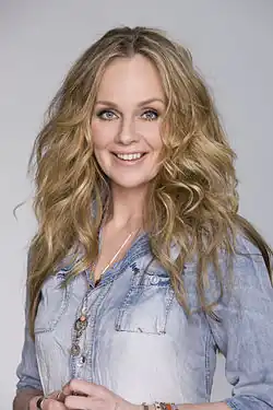 Marlayne Sahupala (2011)