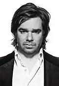 Matt Berry spricht Paddler