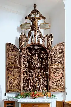 Holzflügelaltar in der Pfarrkirche