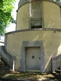 Wappen am Grabmal von Herff in Darmstadt