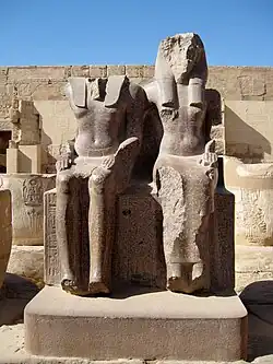 Ramses III. mit Thot und Ramses III. mit Maat