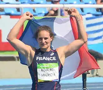 Mélina Robert-Michon (hier als Olympiazweite 2016) – 56,70&nbsp;m