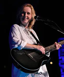 Melissa Etheridge (links) und die Band Aerosmith (rechts) wurde je dreimal nominiert, konnten den Preis jedoch nie gewinnen.