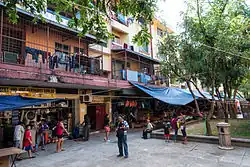 Ladenstrasse von Menggatal