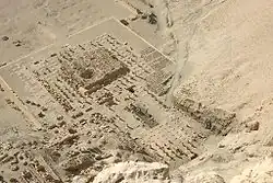 Totentempel des Mentuhotep II. von oben