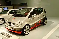 F1 Edition-Coulthard als Exponat im Mercedes-Museum (2015)