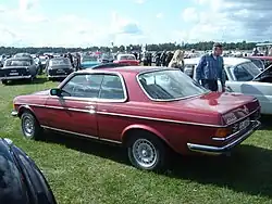 280&nbsp;CE, Heckansicht