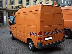 Mercedes-Benz Sprinter 212 D Heckansicht