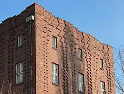 Baudetail der Fassade am Poelzig-Bau in Hannover (1923)