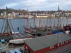 1991 rekonstruierter Flensburger Hafenkran im Museumshafen (2007)
