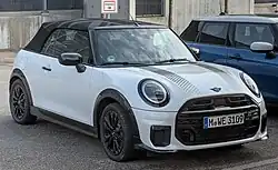 Cabrio (F67) in John Cooper Works Trim