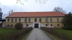 Schloss Deutsch Knönitz, von 1809 bis 1869 im Besitz der Familie