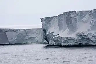 Abbruchkante der Drygalski-Eiszunge