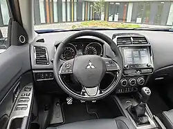 Armaturenbrett in der Ausstattungsvariante TOP