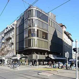 Modissa-Haus an der Kreuzung mit der Bahnhofstrasse