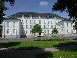 Altbau des Adolfinum in Moers