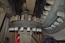 Bonkelrad des doppelten Reihen­antriebs zur Graupenmühle