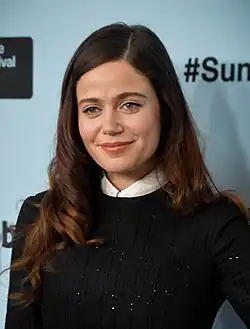 Logan Lerman und Molly Gordon spielen Isaac und Iris