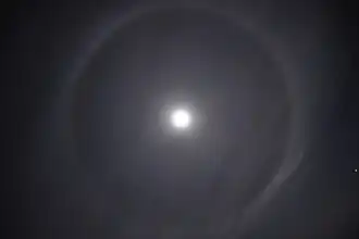 22°-Mond-Halo am 23.&nbsp;Oktober 2010, gesehen von Graz, Österreich aus