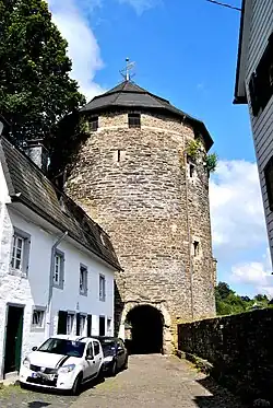 Burgseite mit Wachhaus