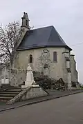 Kirche und Gefallenendenkmal