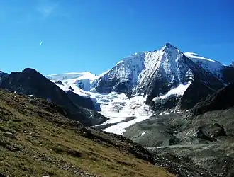 Der Mont Blanc de Cheilon mit dem Cheilongletscher