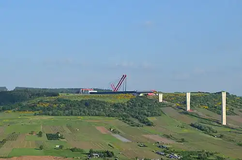 Aufbau des Hilfspylons, Mai 2015