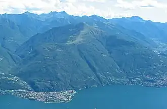 Monte Croce di Muggio, Blick vom Monte Bregagno.
