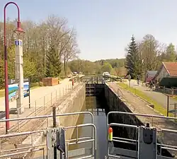 Schleuse am Rhein-Rhône-Kanal