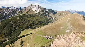 Die Montscheinspitze gesehen vom Aufstieg zur Hohen Gans.