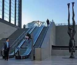 Denkmal von Alexander Polzin am Potsdamer Platz in Berlin