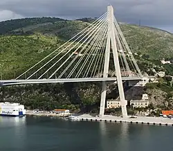 Südteil der Brücke Schrägseilbrücke mit Stahlüberbau
