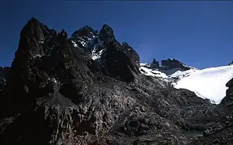 Die Gipfel Batian und Nelion des Mount-Kenya-Massivs