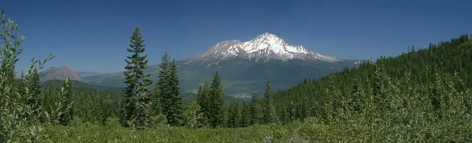 Blick auf den Mount Shasta