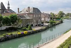 Maas-Kanal in Mouzon