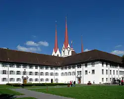 Kloster Muri mit Kirche
