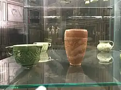 Feine Tafelkeramik und Terra Sigillata