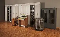 An der ETH Zürich entwickelte elektronische Rechenmaschine ERMETH.