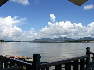 Irrawaddy unterhalb der Dammbaustelle bei Myitkyina